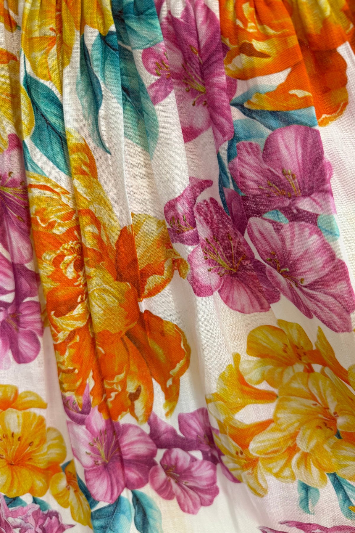 Abito Positano Lungo in Puro Lino con Stampa Fiori e fascia Macramè - Nanà Positano | Sandali Artigianali Positano Realizzati A Mano